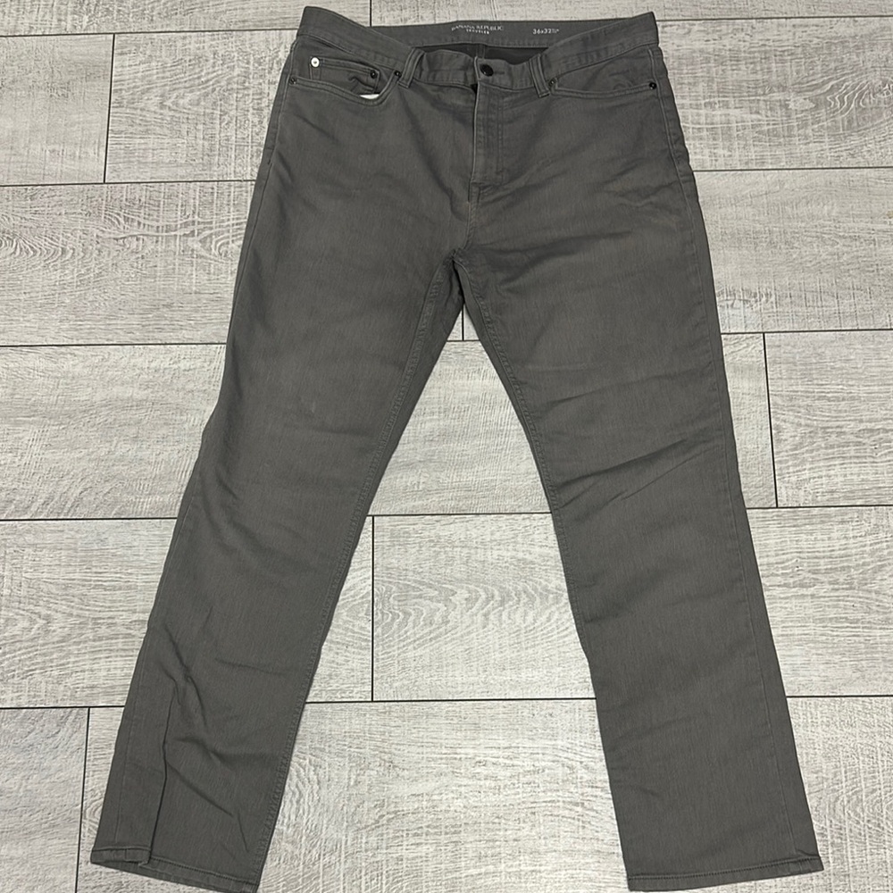 Banana Republic Men's Charcoal Jeans